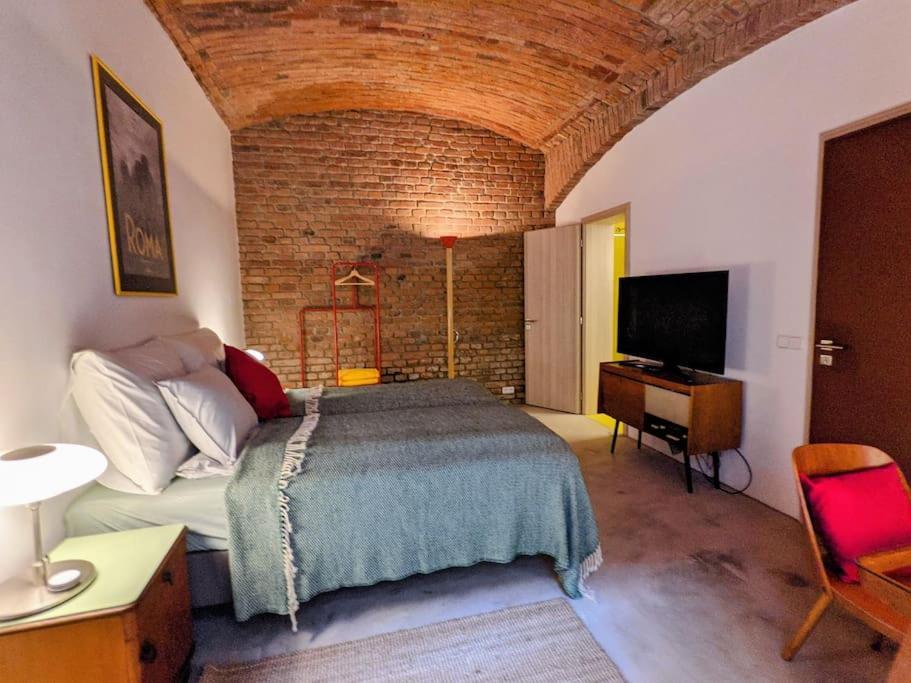 Romantic And Atypical Apartments In Prague'S Montmartre Buitenkant foto
