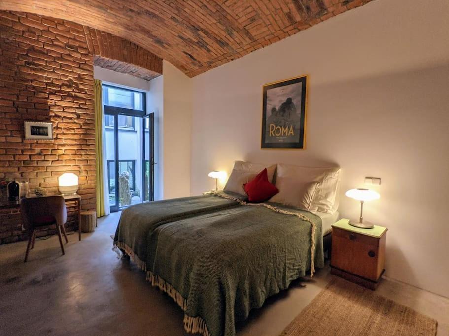 Romantic And Atypical Apartments In Prague'S Montmartre Buitenkant foto