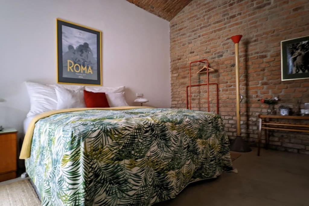 Romantic And Atypical Apartments In Prague'S Montmartre Buitenkant foto