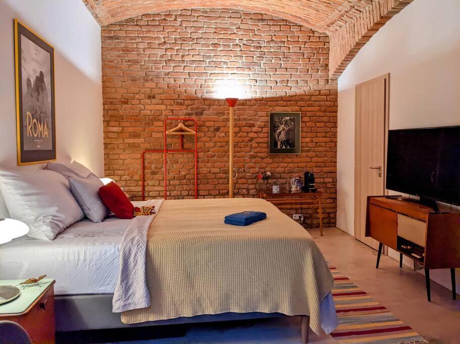 Romantic And Atypical Apartments In Prague'S Montmartre Buitenkant foto